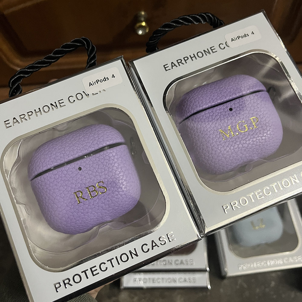 イニシャルをカスタマイズできる、AirPods 1、2、3、 - Monogram Keychain Leather のレビューと価格
